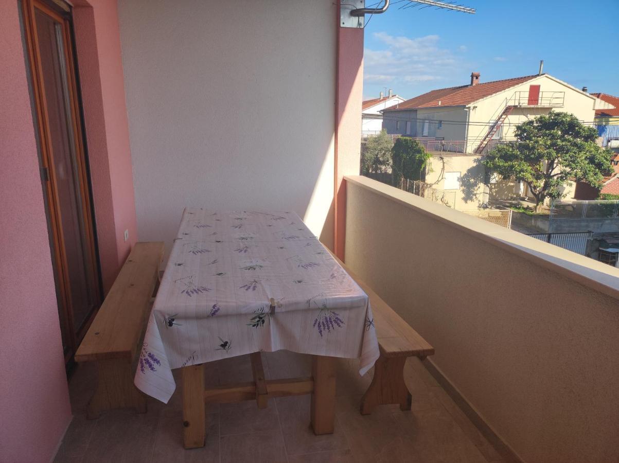 Apartment Paic Kaštela Kültér fotó