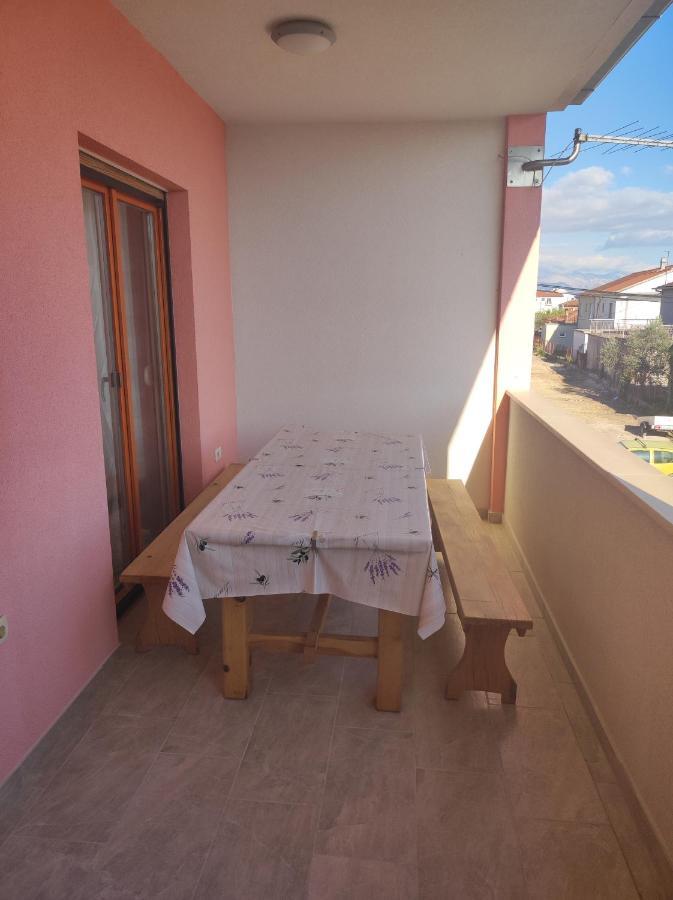 Apartment Paic Kaštela Kültér fotó